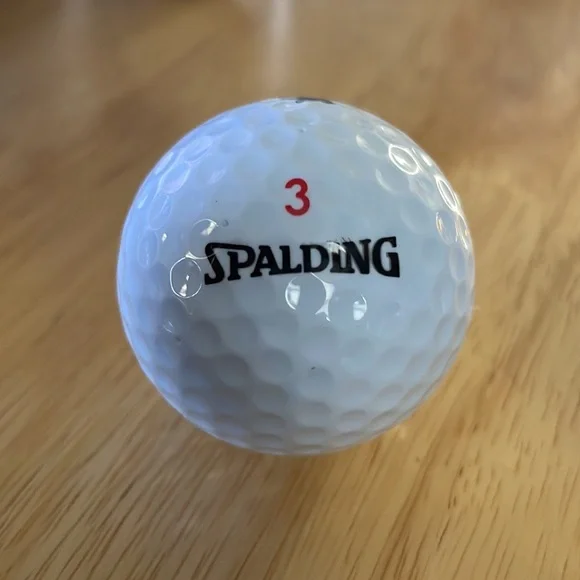 Golf Balls - Picture 3 of 4